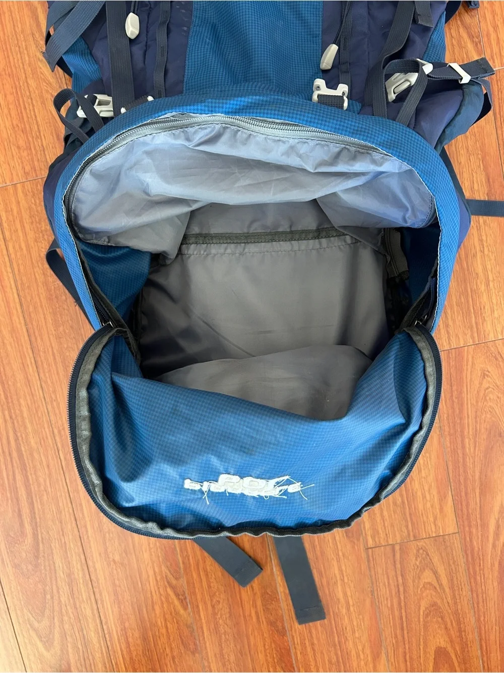 EcoGear Pinnacle 60L Hiking Backpack